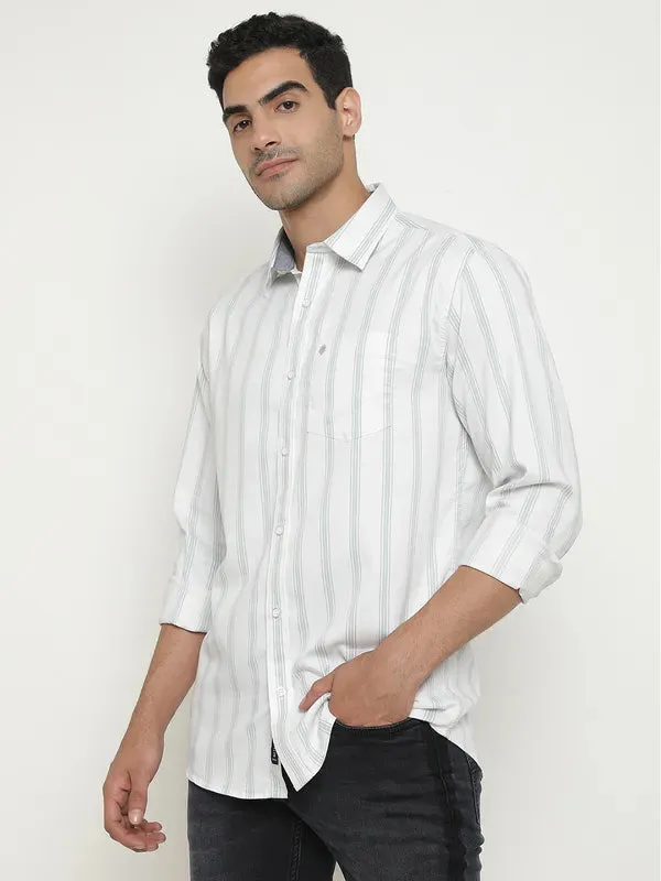 Mettle Men White Opaque Striped Casual Shirt