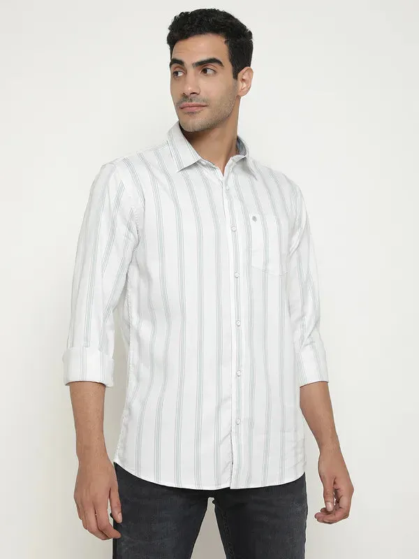 Mettle Men White Opaque Striped Casual Shirt