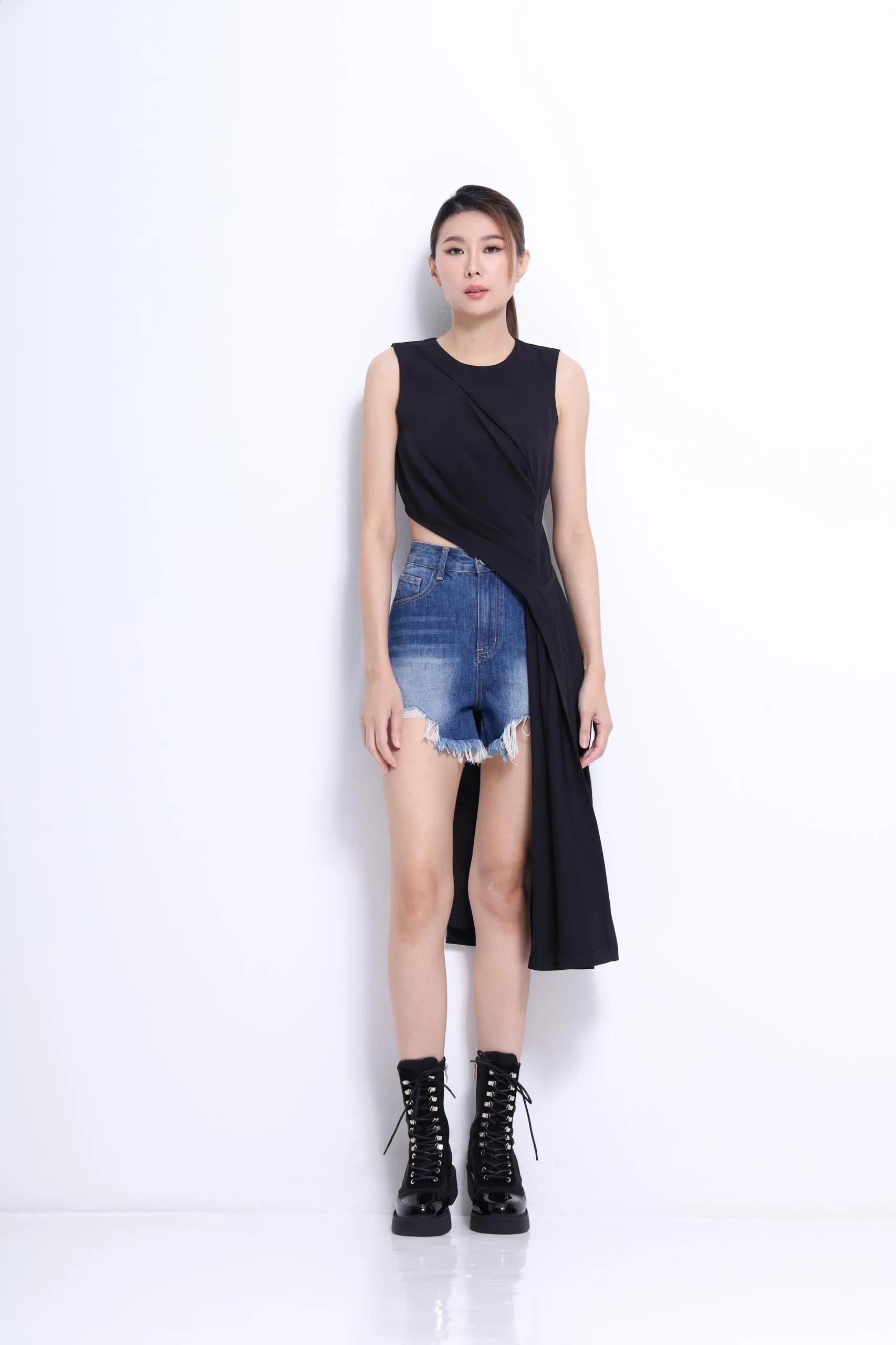 Zia Asymmetrical Low Hem Top