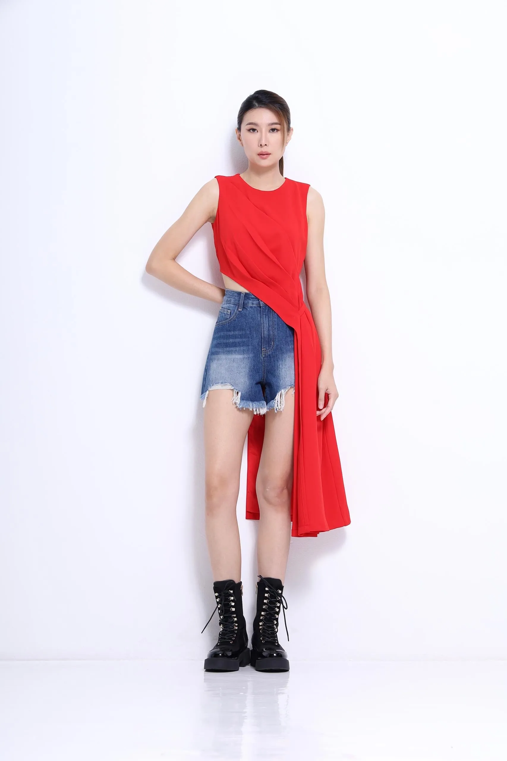 Zia Asymmetrical Low Hem Top